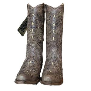 Corral Brown Crater Bone Inlay & Studs